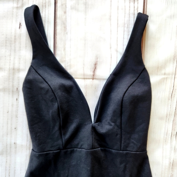 **SOLD** Lulus "Perfect Pick Black Bodycon" V-neck Mini Sheath Dress | Size S - Picture 5 of 15